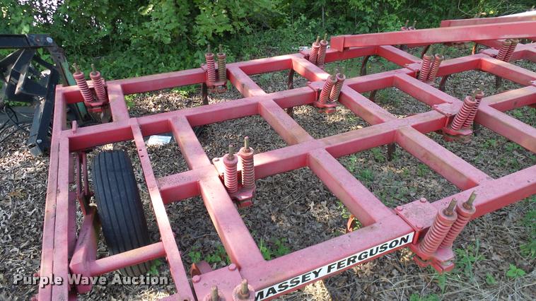 image for item DA6824 Massey Ferguson chisel