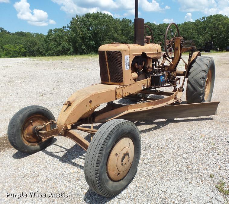 image for item DB1379 1940 Allis Chalmers W Speed Patrol tractor