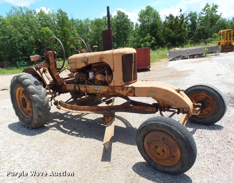 image for item DB1379 1940 Allis Chalmers W Speed Patrol tractor