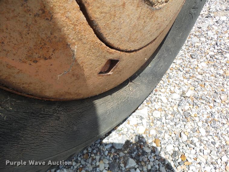 image for item DB1379 1940 Allis Chalmers W Speed Patrol tractor