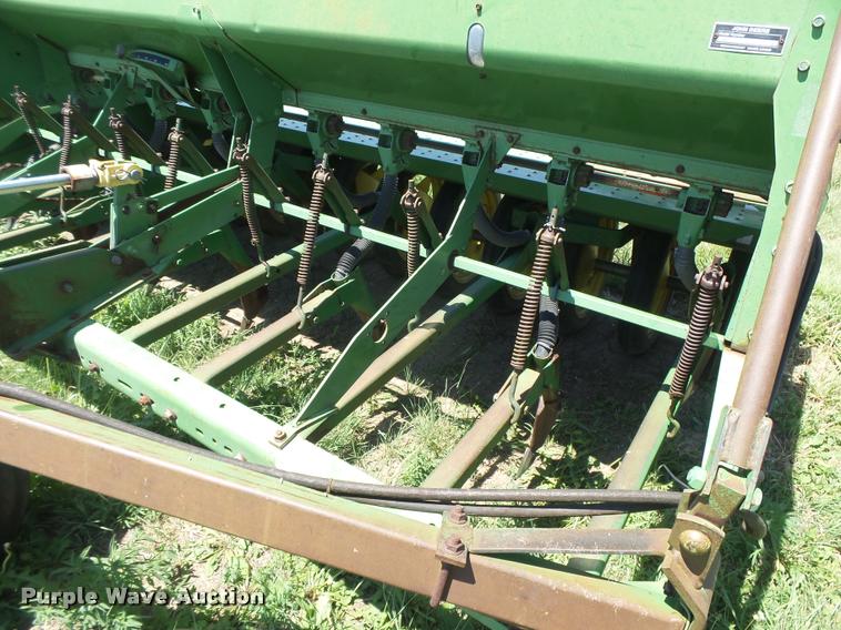 image for item DB2707 John Deere 9300 grain drill