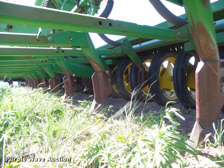 image for item DB2707 John Deere 9300 grain drill