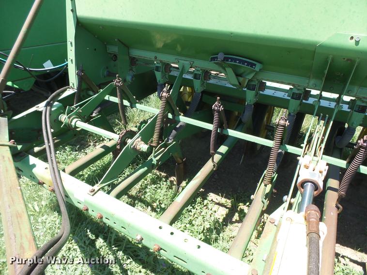 image for item DB2707 John Deere 9300 grain drill