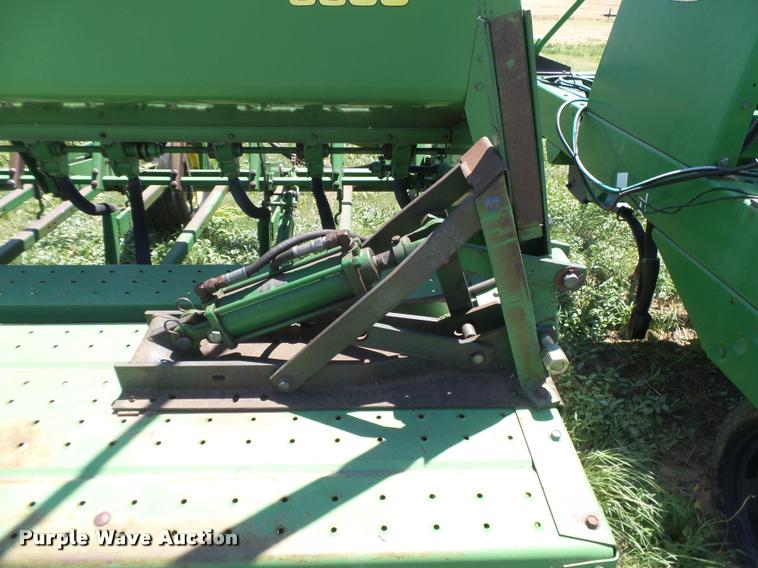 image for item DB2707 John Deere 9300 grain drill