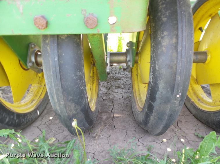 image for item DB2707 John Deere 9300 grain drill