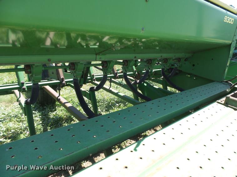 image for item DB2707 John Deere 9300 grain drill