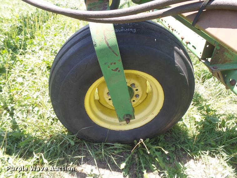 image for item DB2707 John Deere 9300 grain drill