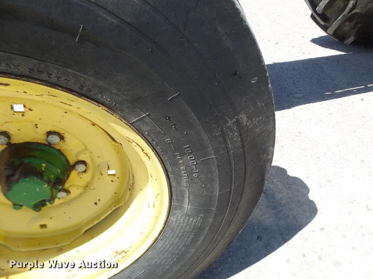 image for item DB5772 John Deere 4020 tractor