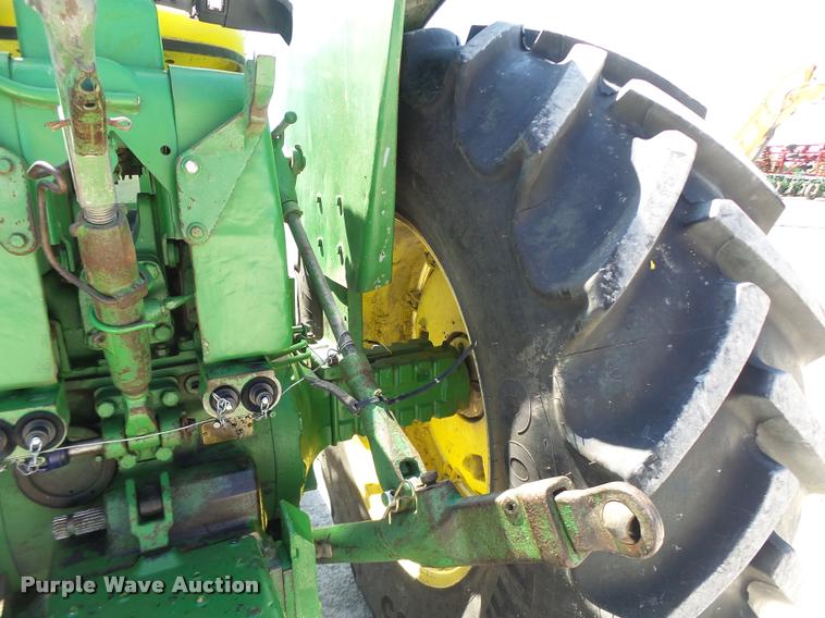 image for item DB5772 John Deere 4020 tractor