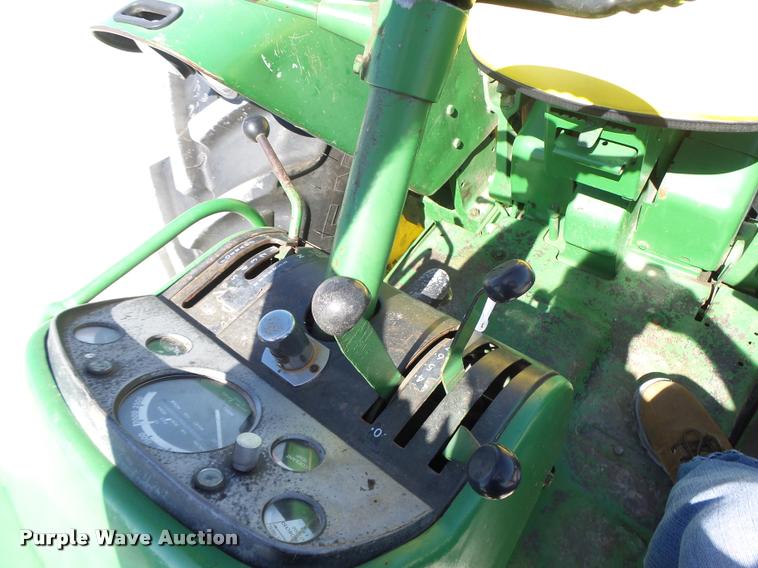 image for item DB5772 John Deere 4020 tractor