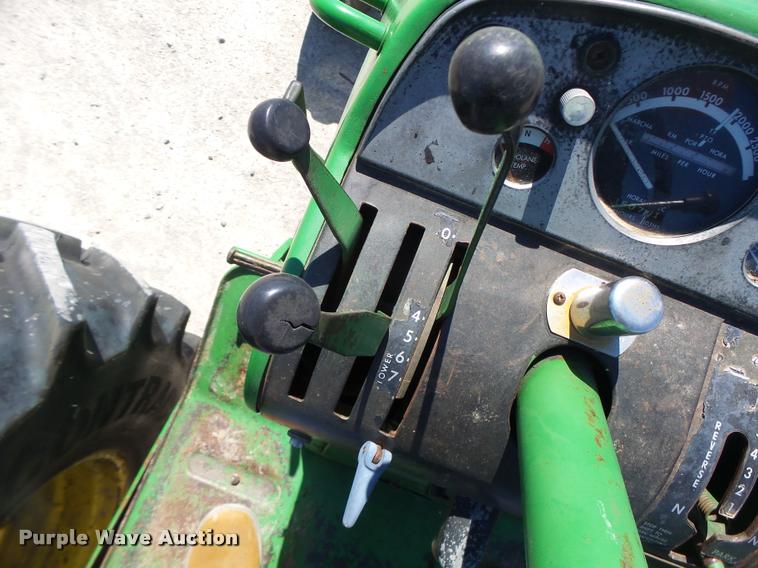 image for item DB5772 John Deere 4020 tractor