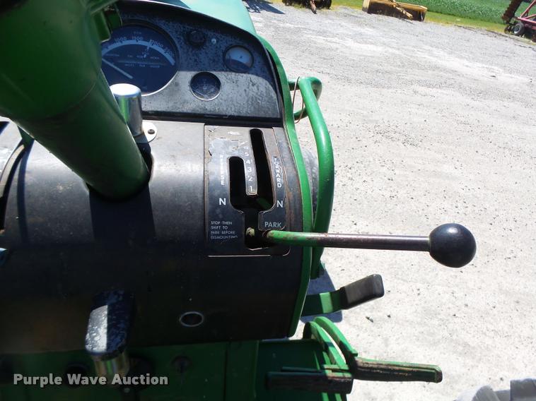 image for item DB5772 John Deere 4020 tractor