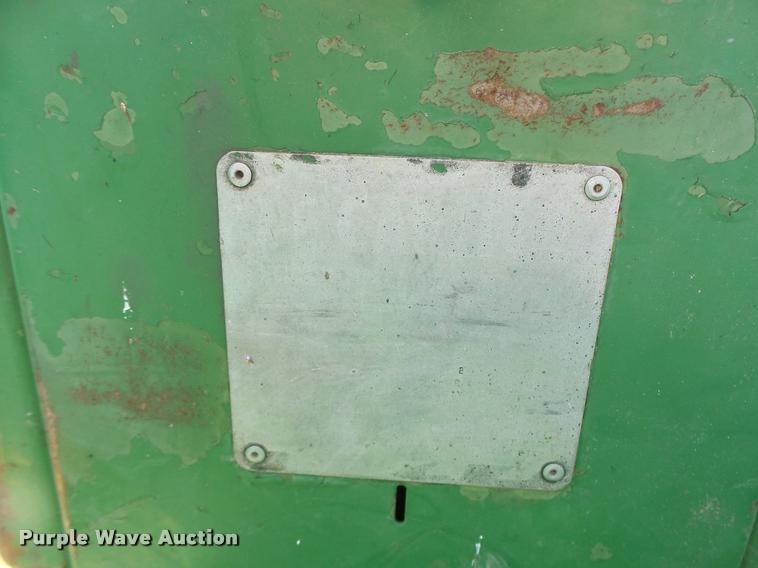 image for item DB5772 John Deere 4020 tractor