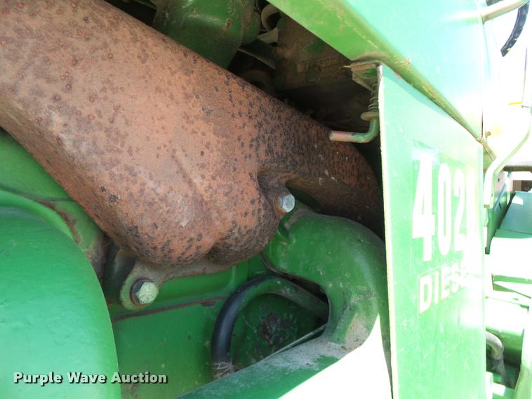 image for item DB5772 John Deere 4020 tractor