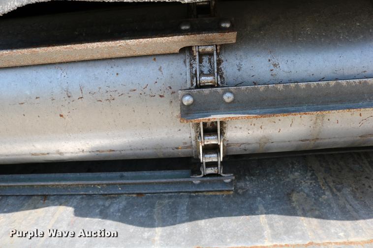 image for item DB9385 1986 John Deere 7720 combine