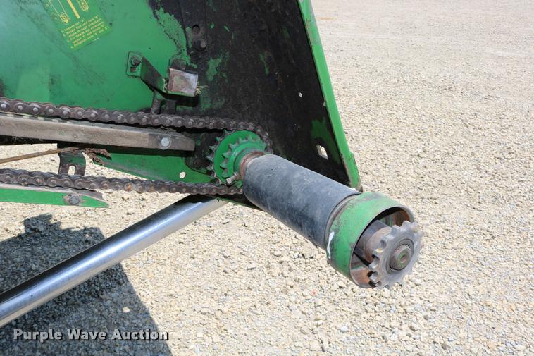image for item DB9385 1986 John Deere 7720 combine