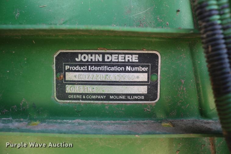 image for item DB9385 1986 John Deere 7720 combine