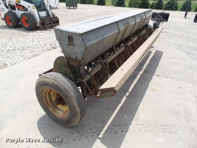 image for item DH9344 John Deere B grain drill