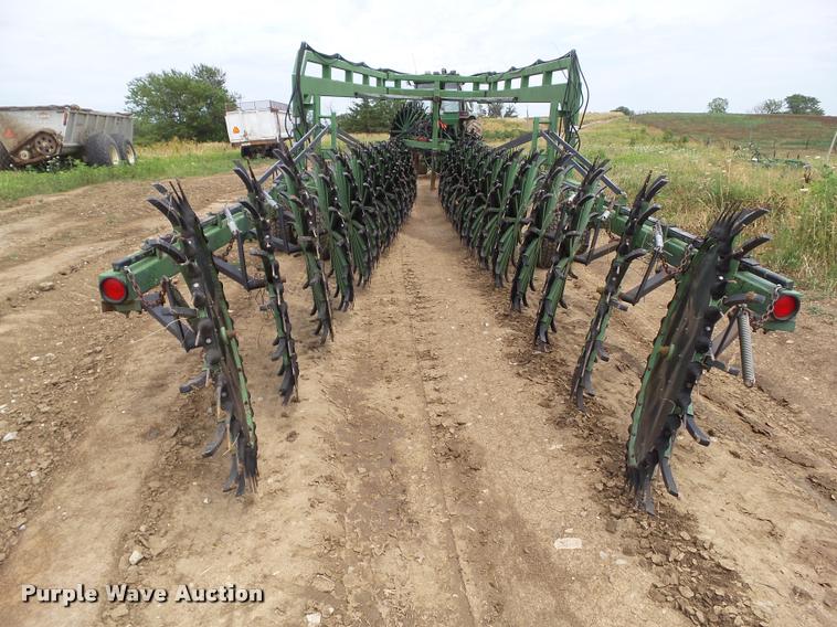 image for item DH9357 2005 Circle C Golden Eagle wheel rake