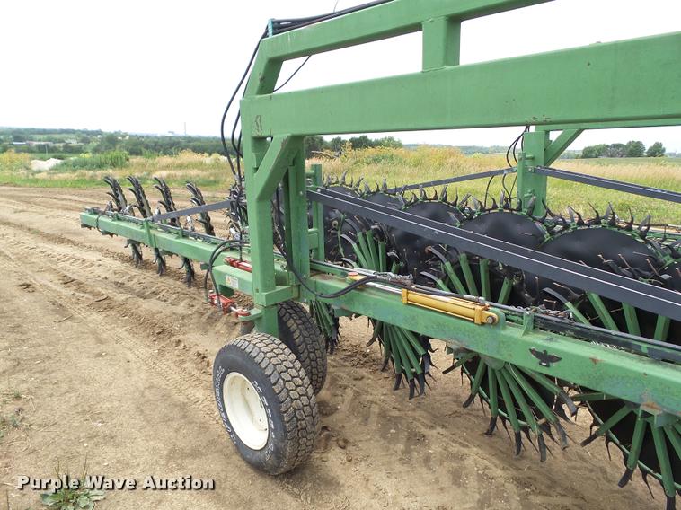 image for item DH9357 2005 Circle C Golden Eagle wheel rake