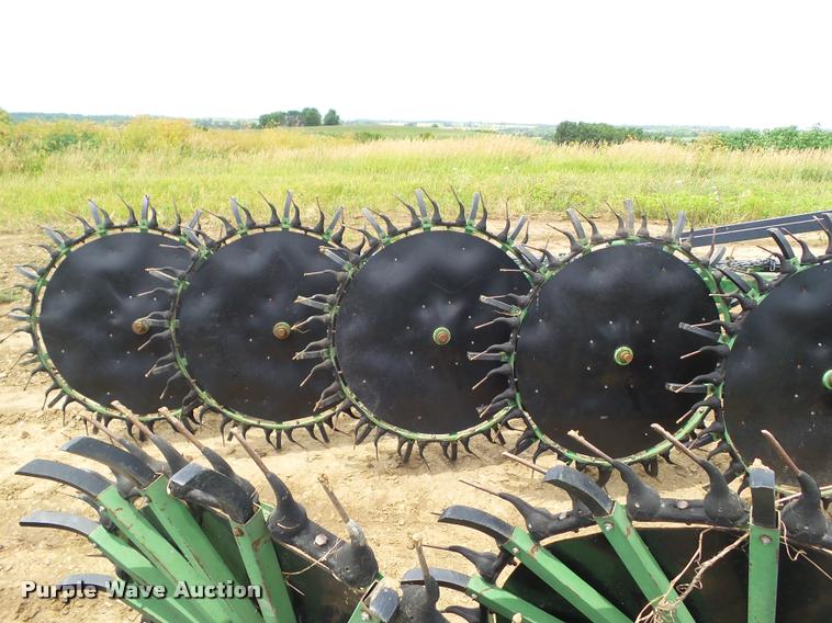 image for item DH9357 2005 Circle C Golden Eagle wheel rake