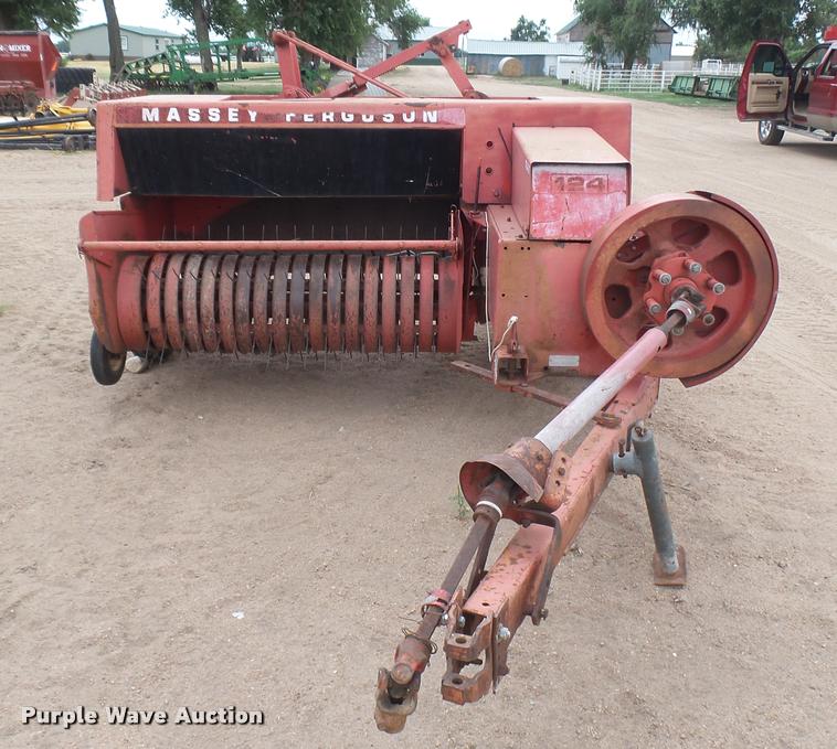 image for item DR9553 Massey-Ferguson 124 square baler