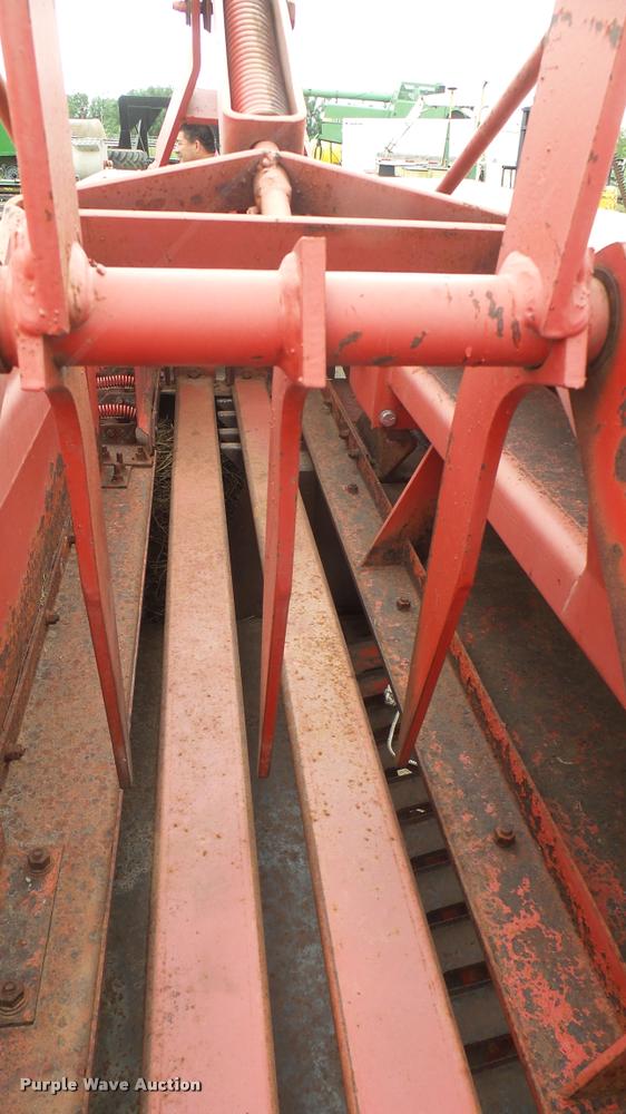 image for item DR9553 Massey-Ferguson 124 square baler