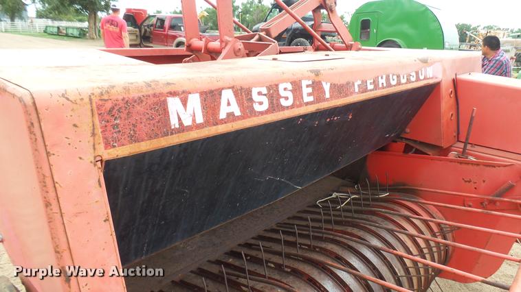 image for item DR9553 Massey-Ferguson 124 square baler