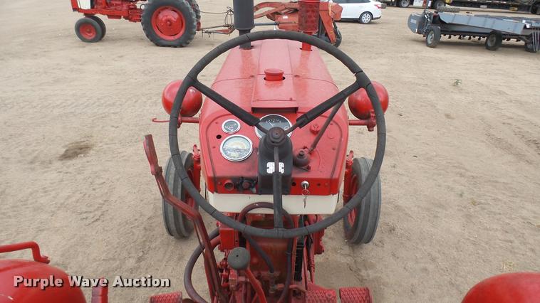 image for item DR9554 Farmall 504 tractor