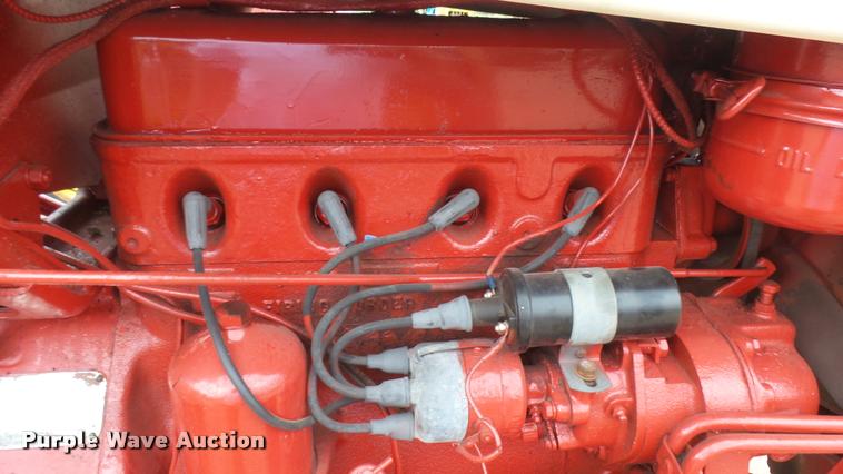 image for item DR9554 Farmall 504 tractor