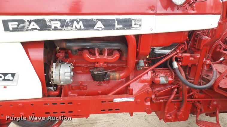 image for item DR9554 Farmall 504 tractor