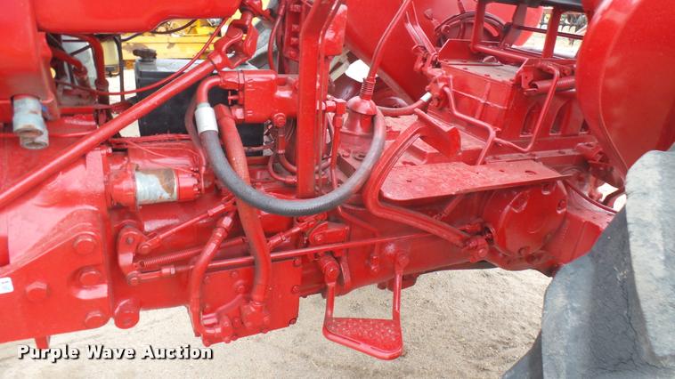 image for item DR9554 Farmall 504 tractor