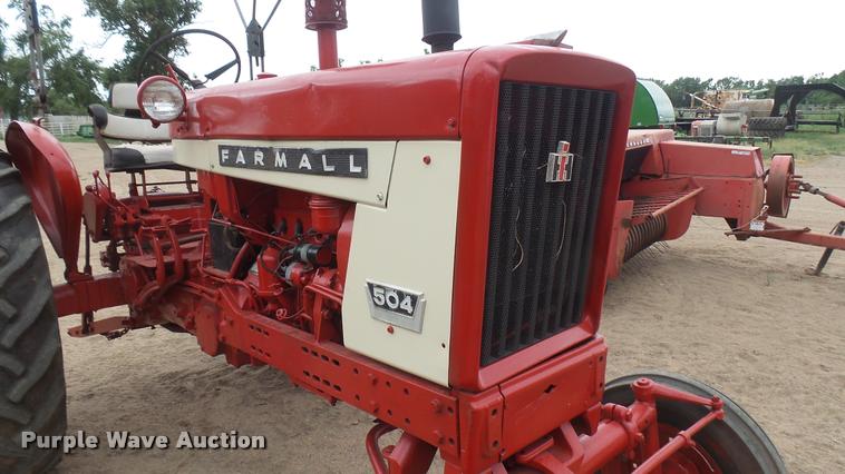 image for item DR9554 Farmall 504 tractor