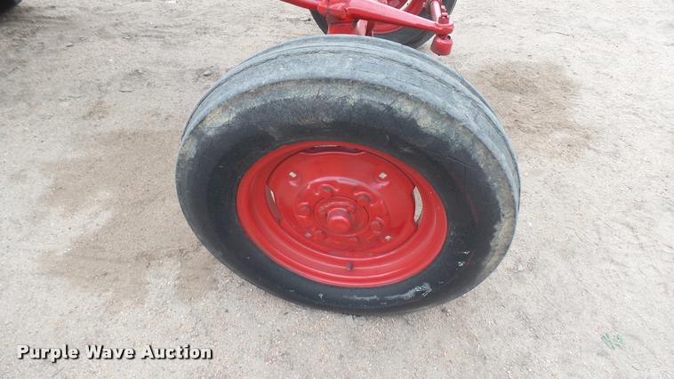 image for item DR9554 Farmall 504 tractor