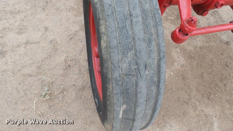 image for item DR9554 Farmall 504 tractor