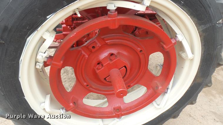 image for item DR9554 Farmall 504 tractor