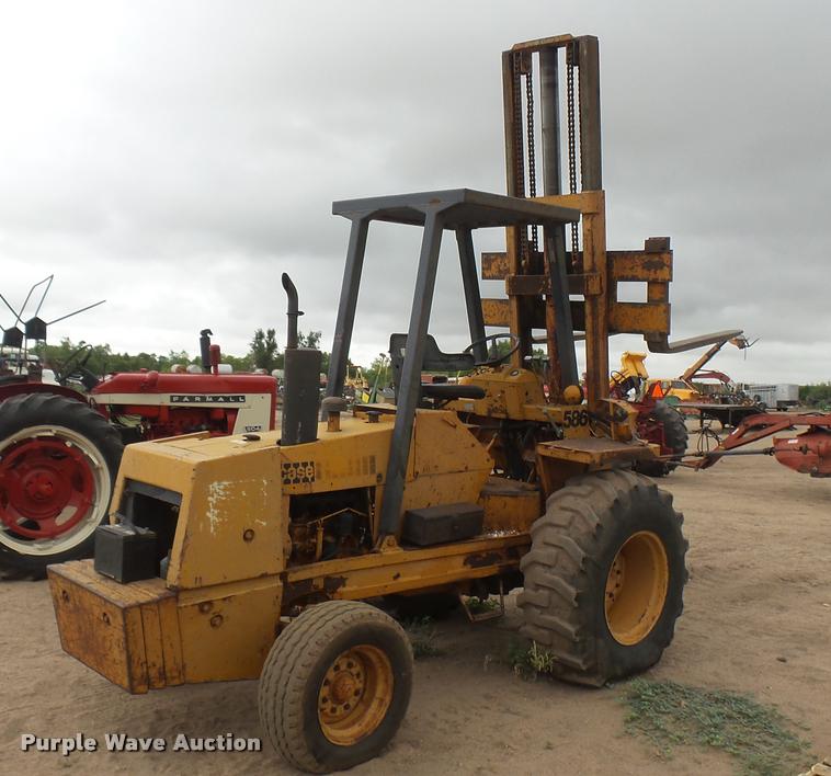 image for item DR9555 Case 586 forklift