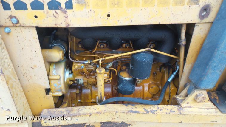 image for item DR9555 Case 586 forklift