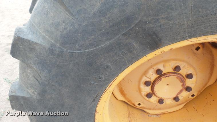 image for item DR9555 Case 586 forklift