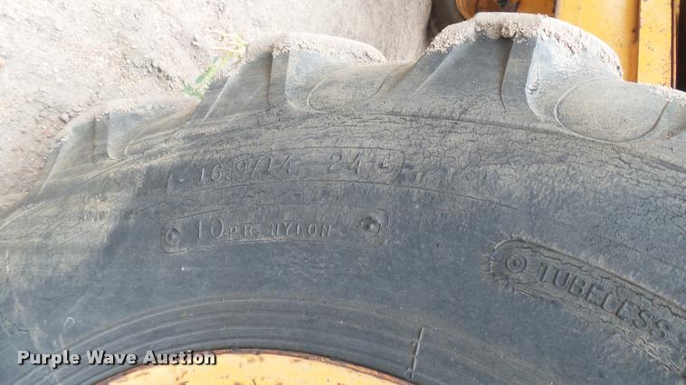 image for item DR9555 Case 586 forklift