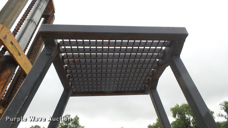 image for item DR9555 Case 586 forklift