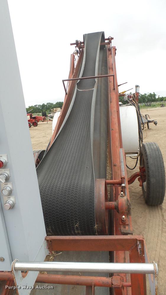 image for item DR9563 Grain conveyor