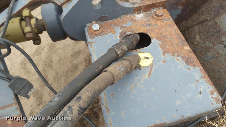 image for item DR9564 Loftness shredder