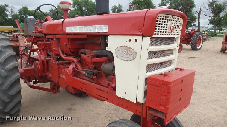 image for item DR9566 Farmall 560 tractor