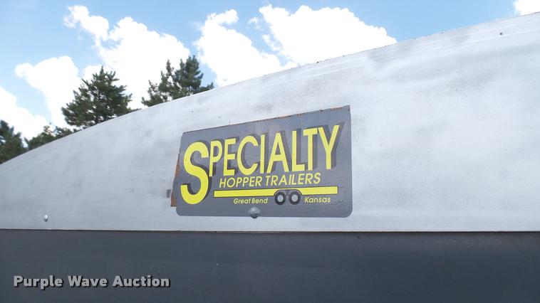 image for item DR9630 1993 Specialty hopper bottom grain trailer