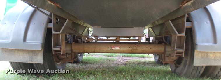 image for item DR9630 1993 Specialty hopper bottom grain trailer