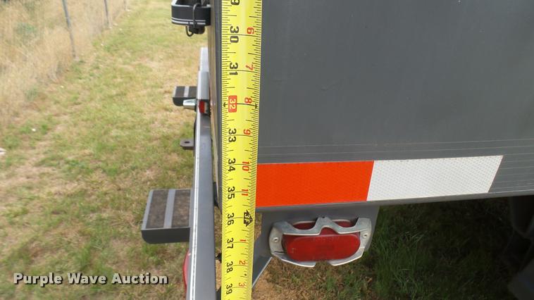 image for item DR9630 1993 Specialty hopper bottom grain trailer