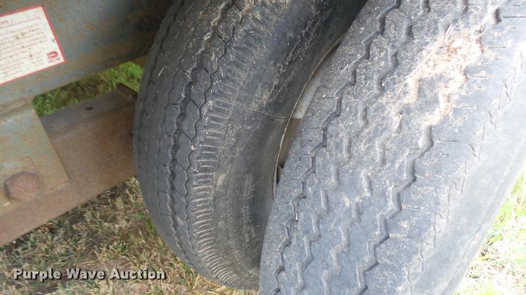 image for item DR9630 1993 Specialty hopper bottom grain trailer