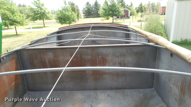 image for item DR9630 1993 Specialty hopper bottom grain trailer