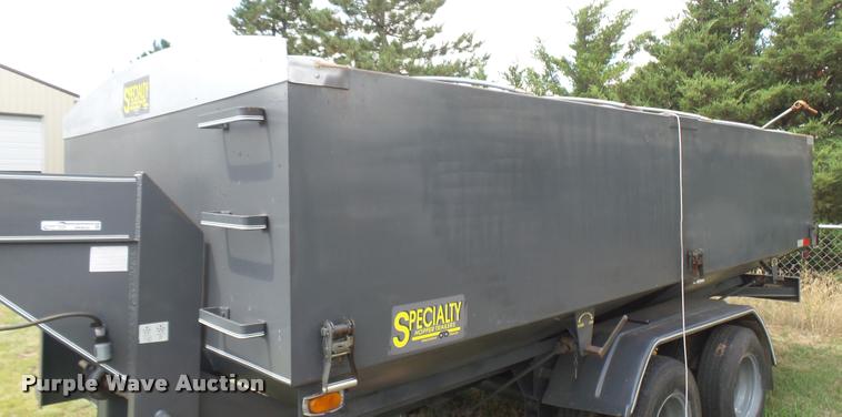 image for item DR9630 1993 Specialty hopper bottom grain trailer